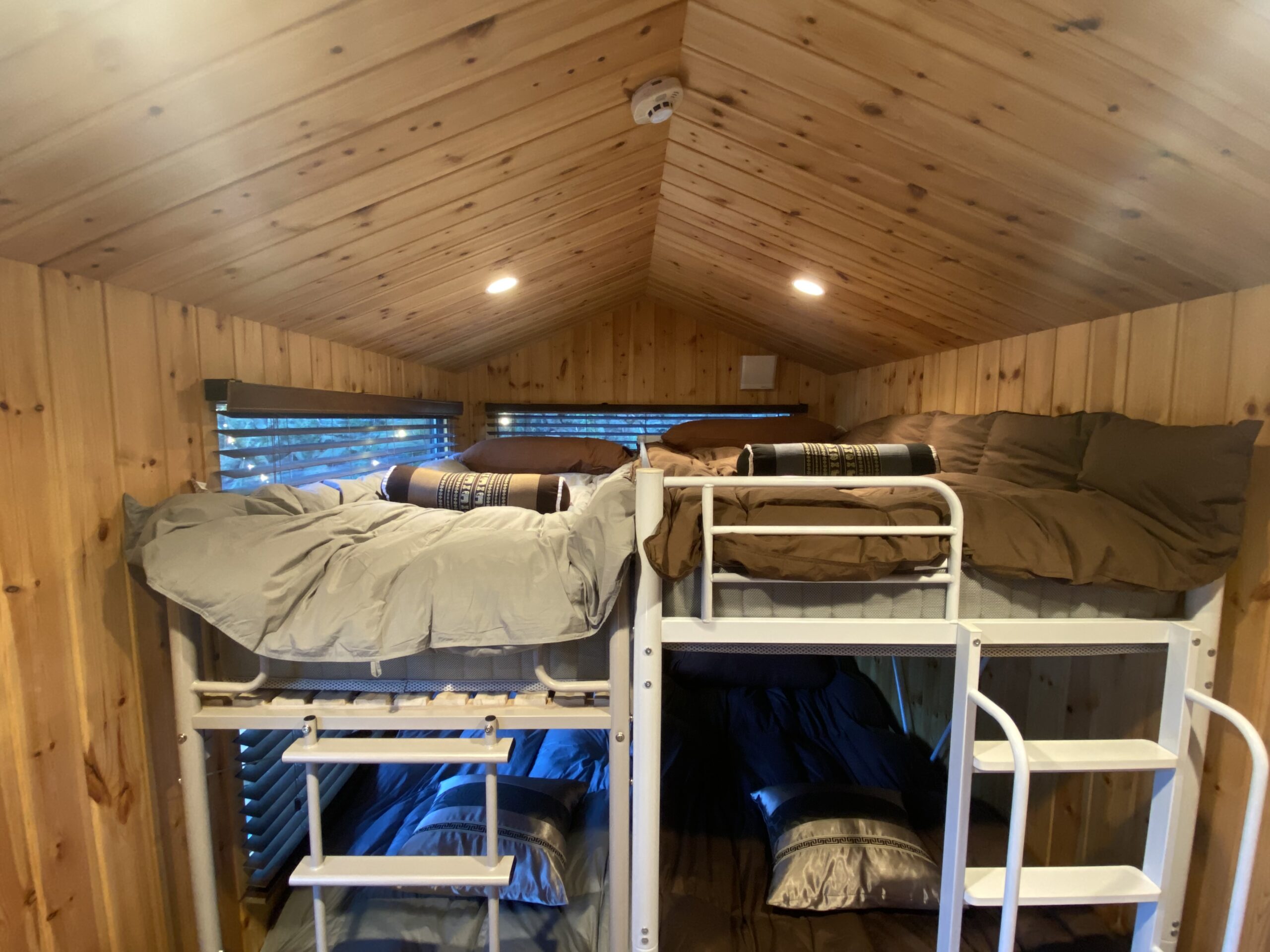 Surf Republic 湯河原万葉公園 IZUMI Forest ソログランピング